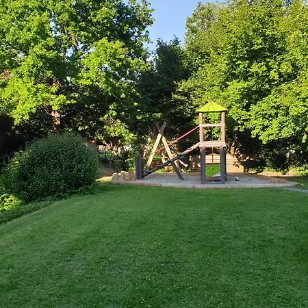 Ferienwohnanlage Bruennstein 54 오베라우도프