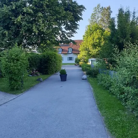 Ferienwohnanlage Bruennstein 54 公寓 *